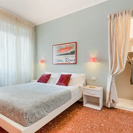 Cinque Terre The Galleria * La Spezia