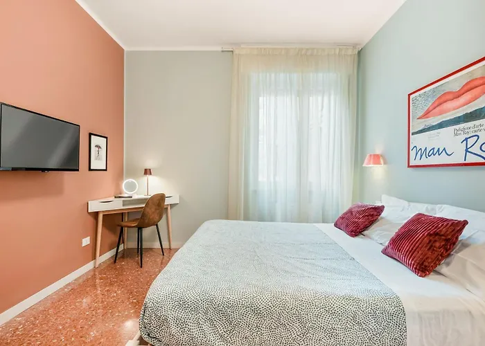 Cinque Terre The Galleria * La Spezia